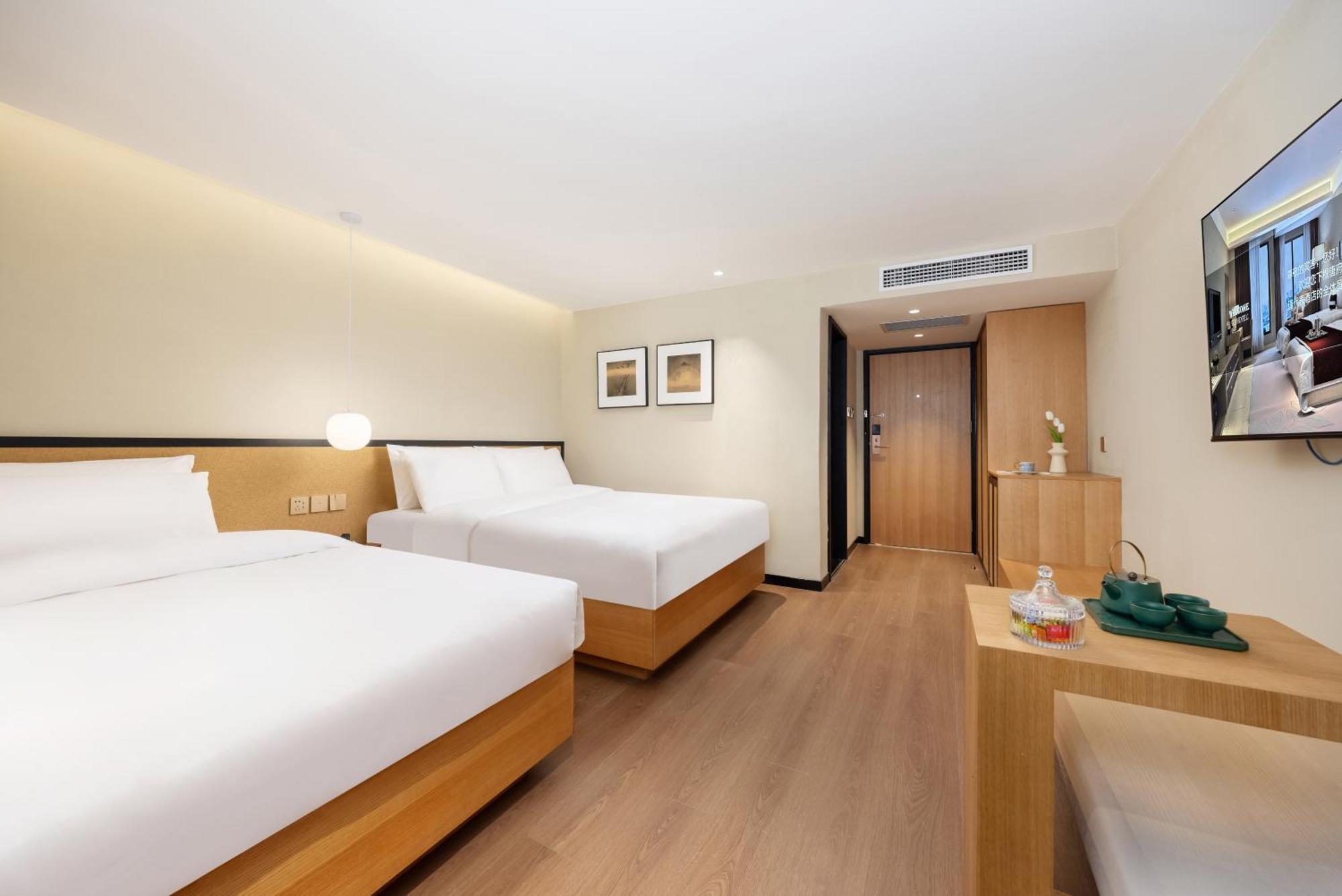 Beijing Tangfu Nanluoguxiang Wang Fu Jing Forbidden City Snack Street Hotel,1 Stop Walking To Airport Express,3 Stop To Tiananmen&Free Laundry Dry Service &Professional Free Tour Ticket Service With English Speaking Staff Ngoại thất bức ảnh