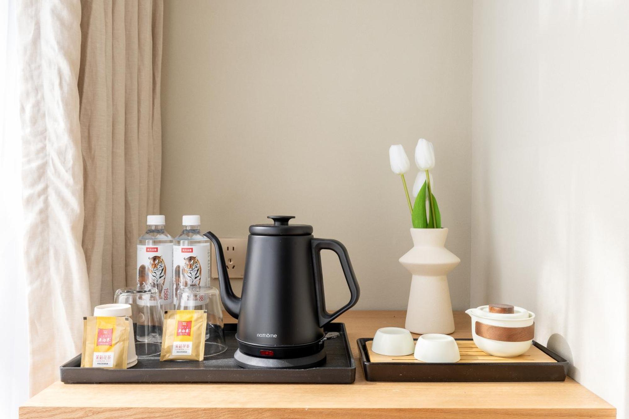 Beijing Tangfu Nanluoguxiang Wang Fu Jing Forbidden City Snack Street Hotel,1 Stop Walking To Airport Express,3 Stop To Tiananmen&Free Laundry Dry Service &Professional Free Tour Ticket Service With English Speaking Staff Ngoại thất bức ảnh
