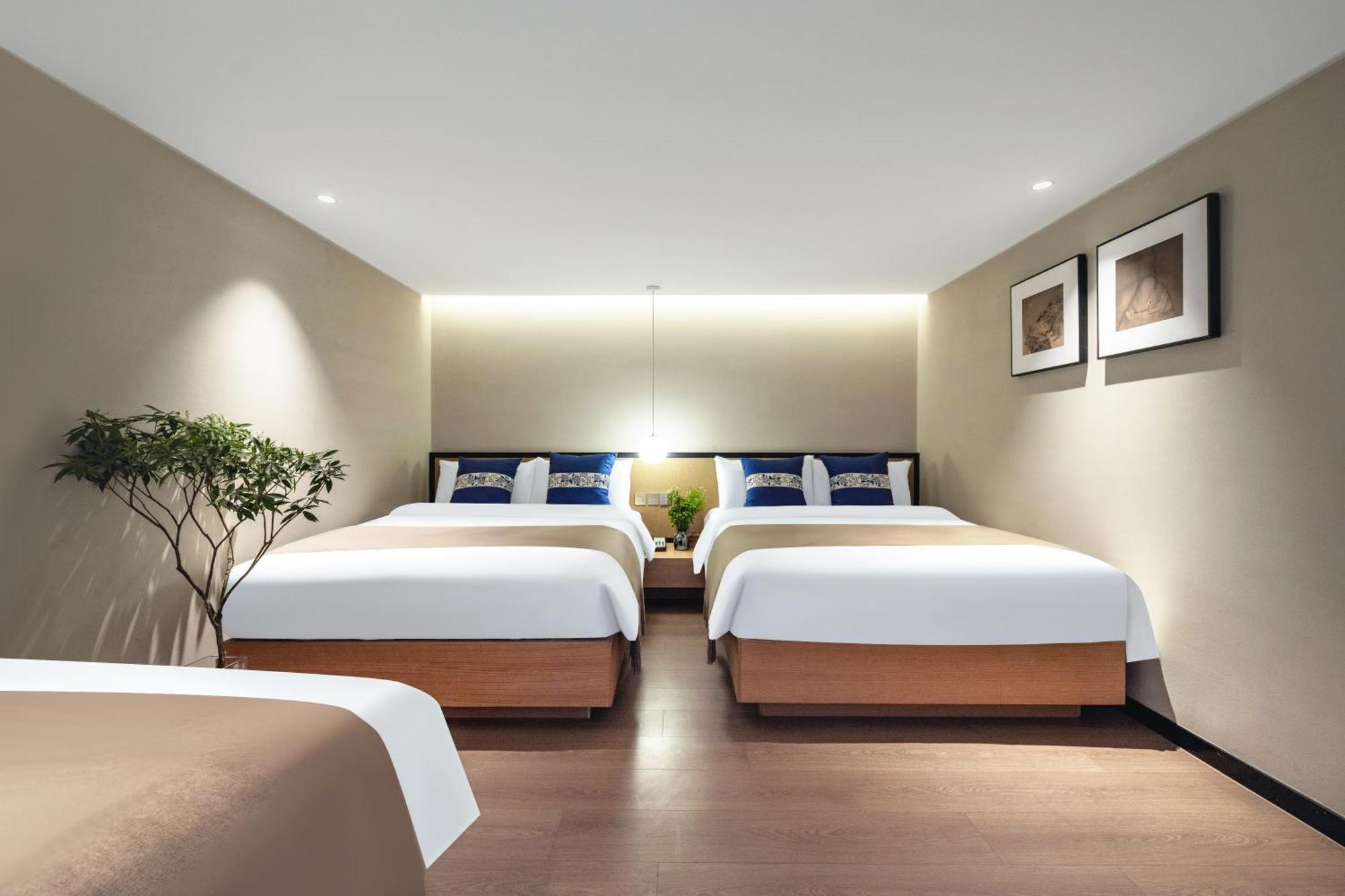 Beijing Tangfu Nanluoguxiang Wang Fu Jing Forbidden City Snack Street Hotel,1 Stop Walking To Airport Express,3 Stop To Tiananmen&Free Laundry Dry Service &Professional Free Tour Ticket Service With English Speaking Staff Ngoại thất bức ảnh