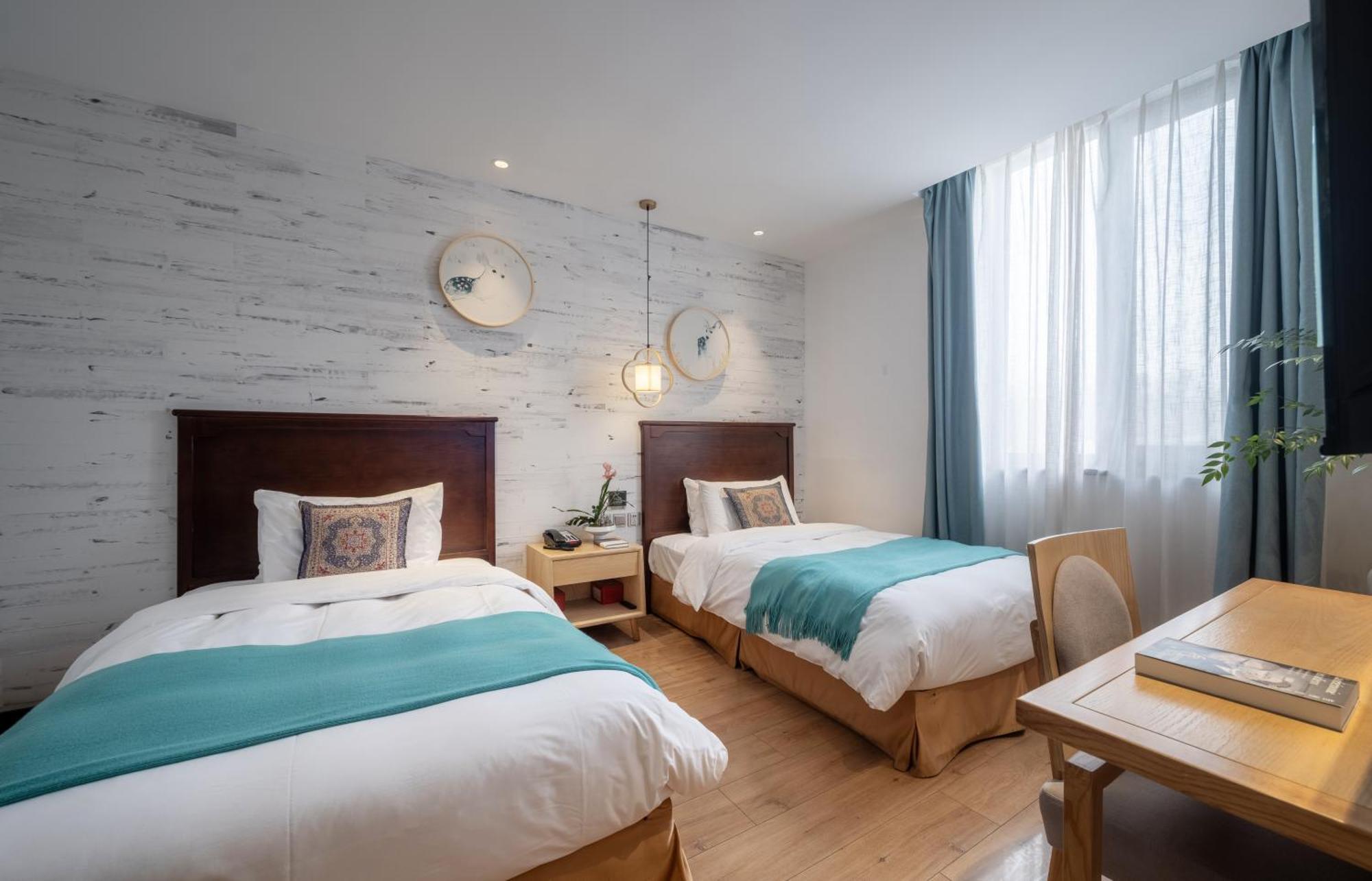 Beijing Tangfu Nanluoguxiang Wang Fu Jing Forbidden City Snack Street Hotel,1 Stop Walking To Airport Express,3 Stop To Tiananmen&Free Laundry Dry Service &Professional Free Tour Ticket Service With English Speaking Staff Ngoại thất bức ảnh